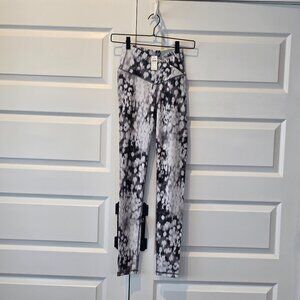 NWT: Offline by Aerie Shine High Rise Crossover Leggings